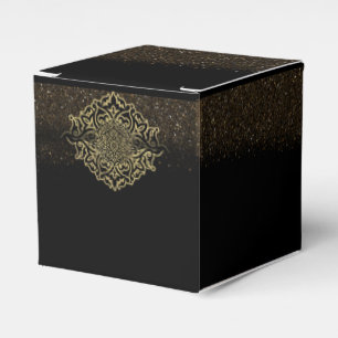 Caja de regalo con decoración dorada presentaskar