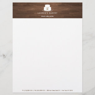 Cake Monogram Logotyp in White on Brown Woodgrain Brevhuvud