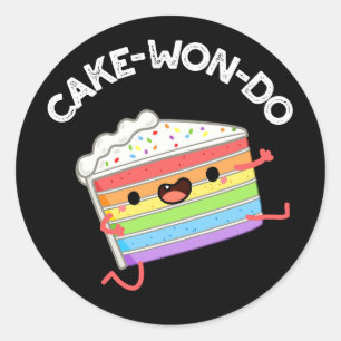 Cake-won-do Funny Taekwondo Cake Pun Mörk BG Runt Klistermärke