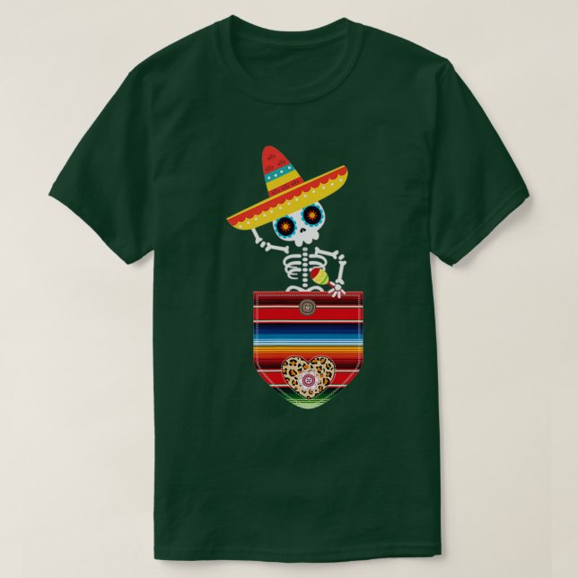 Calaca Blanket Pocket Serape Mexican Gift Cinco De T Shirt (Design framsida)