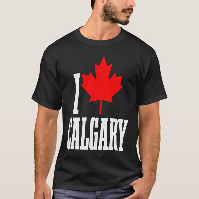Calgary Alberta Canada Maple Leaf Canadian Flag Pr T Shirt (Framsida)
