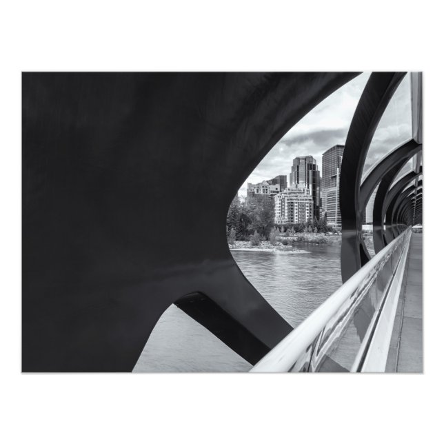 Calgary's Peace Bridge och Cityscape Monochrome Fototryck (Framsidan)