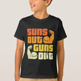 Cali Style Bodybuilding Solen är ute, vapnen är ut T Shirt