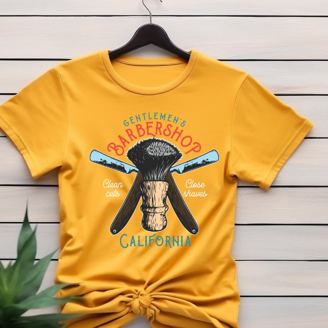 California Barbershop Clean Cuts T-Shirt (Skapare uppladdad)