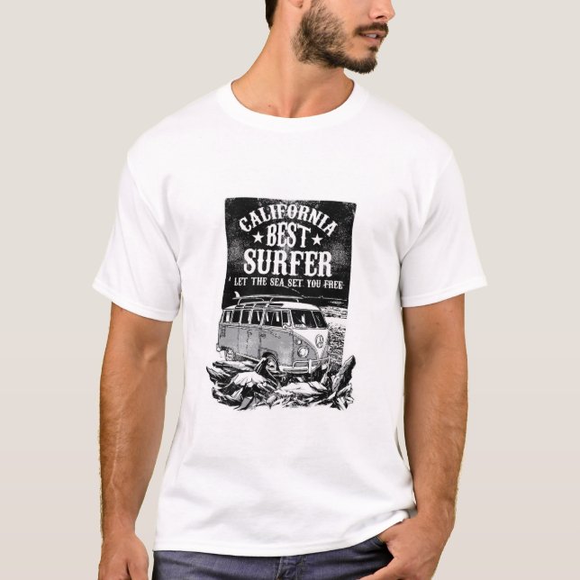 California Best Surfer Retro Van Graphic Tee (Framsida)