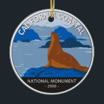 California Coastal National Monument Circle Retro Julgransprydnad Keramik<br><div class="desc">Kalifornien-vektorteckningsdesign för Kalifornien. Parken garanterar skyddet av alla öar,  rev och sten längs Kaliforniens kusten inom 12 sjömil från kusten.</div>