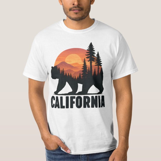 California Grizzly Bear Sunset T Shirt (Framsida)
