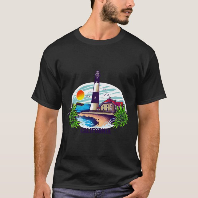 California Lighthouse Illustration T-shirt (Framsida)