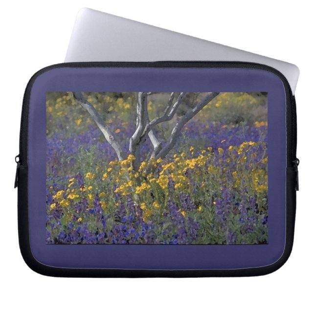 California Lupine & Poppies Laptop sleeve (Framsidan)