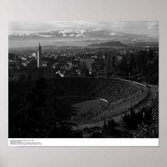 California Memorial Stadium Poster (Framsidan)