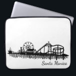 California Santa Monica Pier Beach Ferris Wheel Laptop Sleeve<br><div class="desc">Konstruktionen har en originalillustration av Santa Monica Pier i Santa Monica i Kalifornien. Koordinerande utformningar finns tillgängliga. Ser du inte vad du är tittar för? Behöver du hjälp med anpassning? Klicka på "rebeccaheartsny" (hörnet på den övre högerna) och "kontakta den här designern" för att få något skapat för dig!</div>