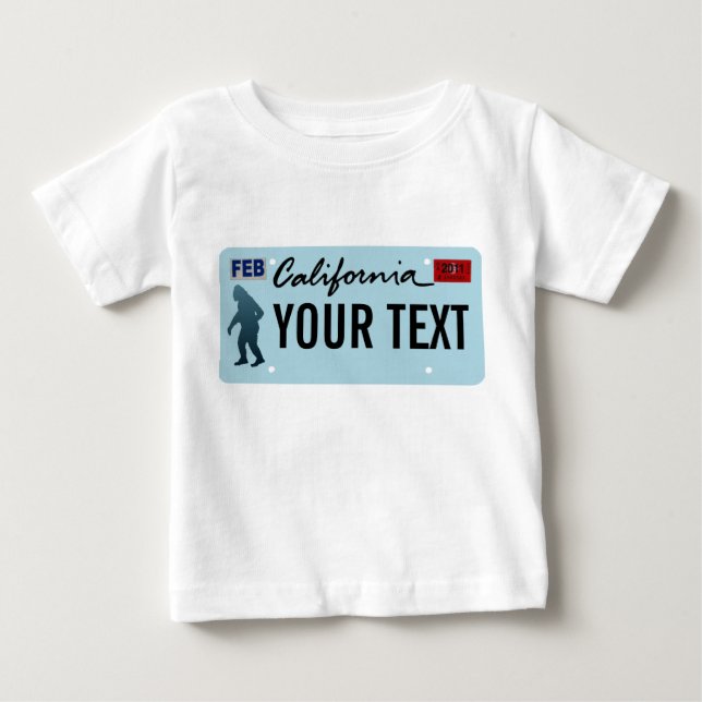California Sasquatch License Plate Tee Shirt (Framsida)