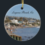 California Travel Vacation Photo Laguna Beach Julgransprydnad Keramik<br><div class="desc">Resa julprydnaden med ett foto av havet vid Laguna Beach,  Kalifornien. Använda mallen som ska läggas till året på baksidan. Den här prydnaden är en underbar souvenir för en semester i Laguna Beach.</div>