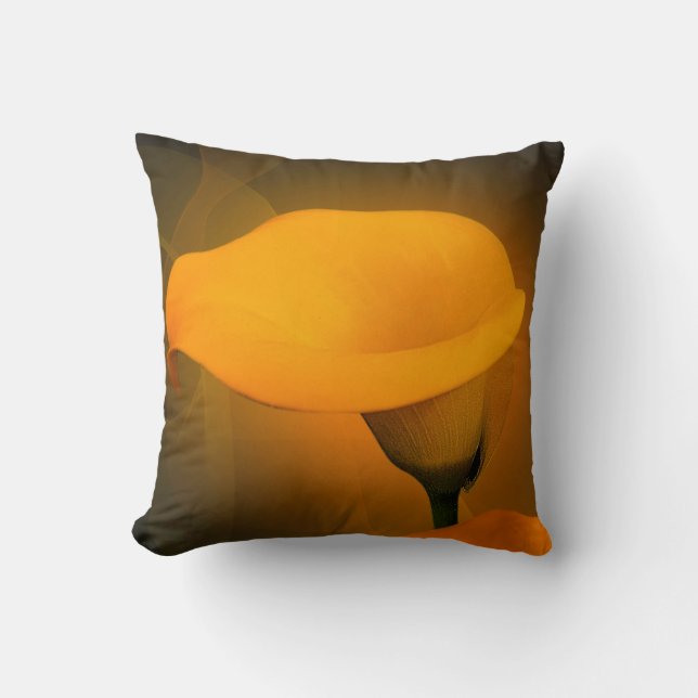 Calla Lily Warm Gult Mist Background Kudde (Framsida)