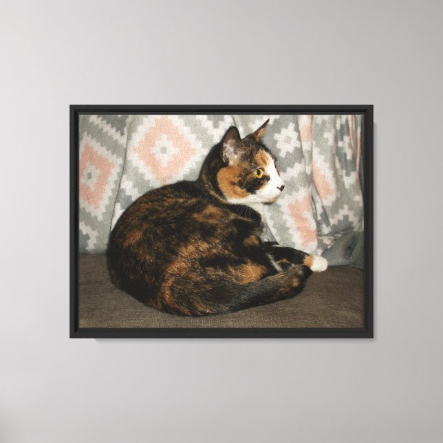 Callie Katt på soffan Canvastryck (Framsida)