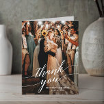 Calligraphy Bröllop Photo Script Overlay Note Tack Kort<br><div class="desc">Modern Calligraphy Bröllop Bride and Groom Photo Overlay-Tack Folanteckningskort - vitt skript</div>