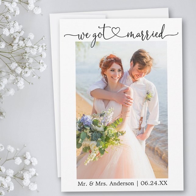 Calligraphy Heart Vi Har Married Photo Bröllop Meddelande (Customize to add text or more photos to back of card.)