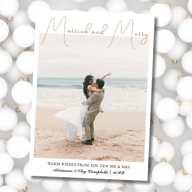 Calligraphy Married and Merry Gingerbread Brown Julkort (Skapare uppladdad)