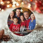 Calligraphy Script Feliz Navidad Photo Red Back Julgransprydnad Keramik<br><div class="desc">Modern Calligraphy Script Feliz Navidad Family Photo jul Ornamet - Red Snöflingor back</div>