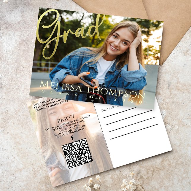 Calligraphy studenten Grad Guld | QR-kodwebbplats Vykort (Graduation gold calligraphy typography photo invitation postcard)