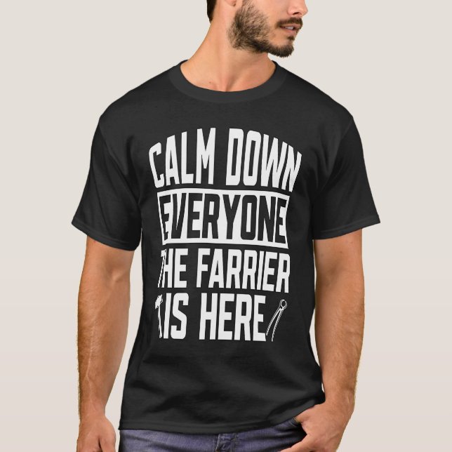 Calm Down Everyone Blacksmithing Forging Metalwork T Shirt (Framsida)