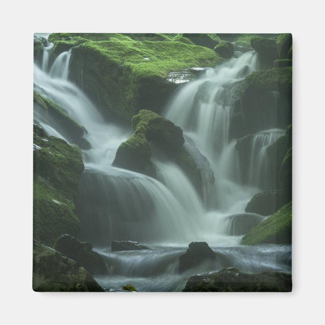 Calming Waterfall Magnet (Framsidan)