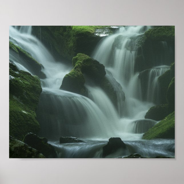 Calming Waterfall Poster (Framsidan)