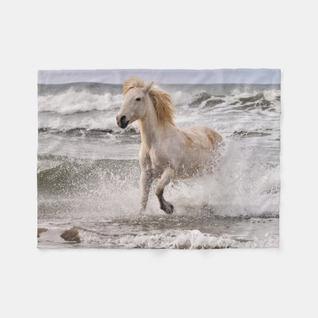 Camargue Horse Running ut ur Surfan Fleecefilt (Framsidan (Horisontell))