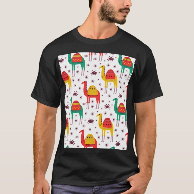 Camel platt färg, dekorativt mönster. t shirt (Framsida)