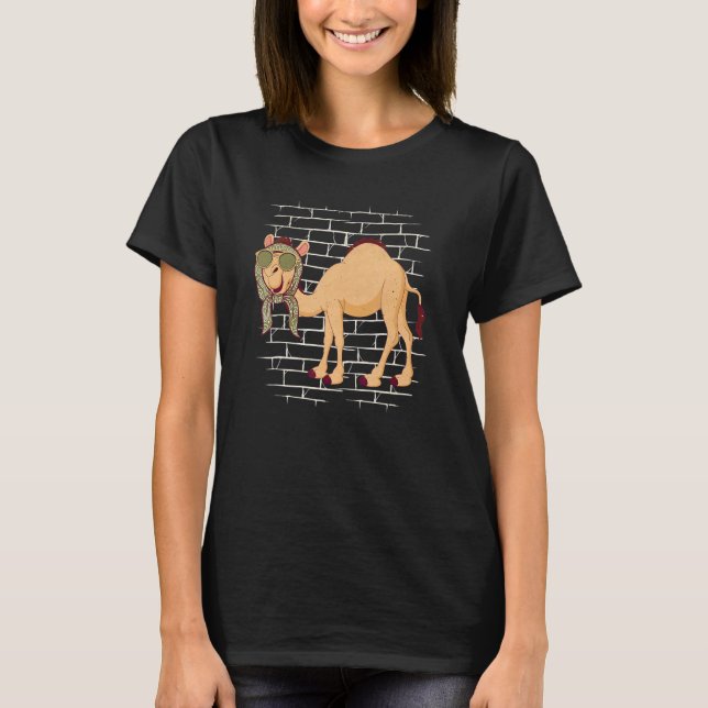 Camel Sunglasses Scarf   Dromedary Camelid Camelhu T Shirt (Framsida)