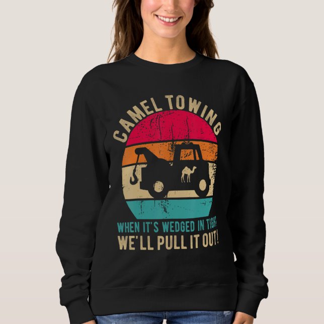 Camel Towing When It's Wedged In Tight   Halloween T Shirt (Framsida)