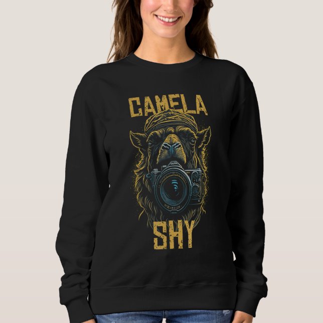Camela Shy  Camel with Camera  Photographer T Shirt (Framsida)