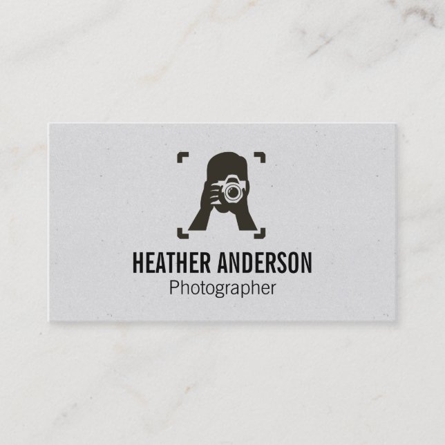 Cameraman Holding Camera Visitkort (Framsida)