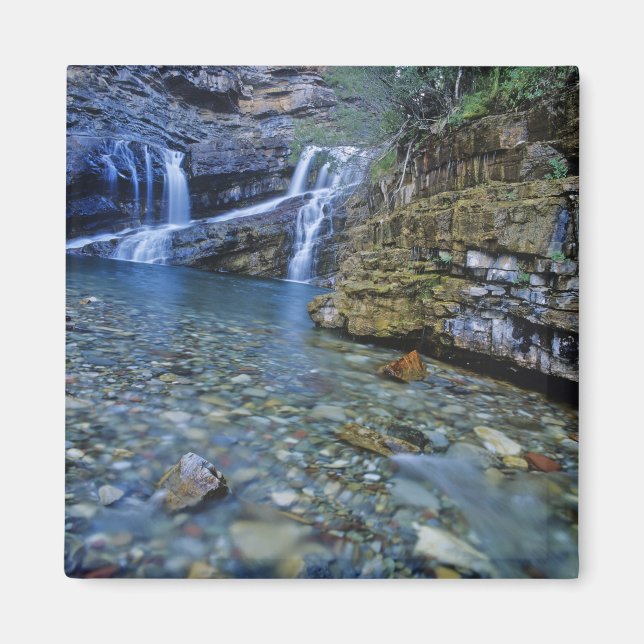 Cameron Falls i Waterton Lakes National Park om 2 Magnet (Framsidan)