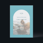 Camila Aqua Arch Modern Bröllop Inbjudningar<br><div class="desc">Modern bröllopsinbjudan med ditt monogram tillsammans med dina detaljer om ditt favoritfoto inuti en båge över en turkos-/akvaribakgrund/teal bakgrund. Mallen innehåller ett rent överlägg som gör att texten kan visas över bild och kan tas bort i verktyg som redigerar designen. Denna enkla men ändå elegant-utformning med spa som färg kan...</div>