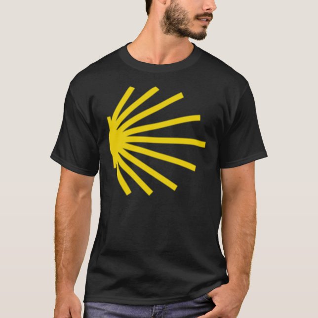 Camino De Santiago - Yellow Shell Trail Marker Ess T Shirt (Framsida)