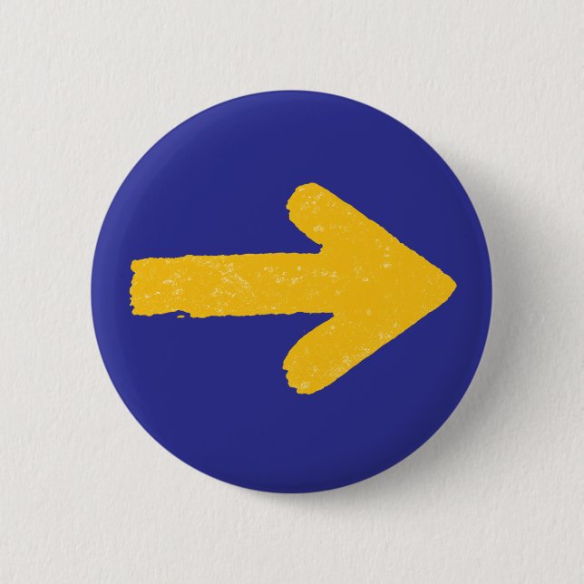 Camino Gult Arrow Button Camino de Santiago Knapp (Framsida)