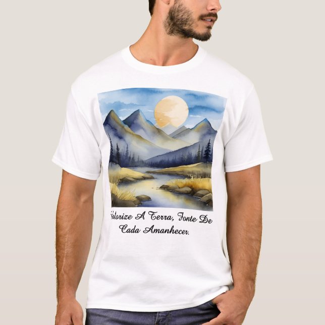 Camiseta Masculina Básica Amanhecer da Terra-2 T Shirt (Framsida)