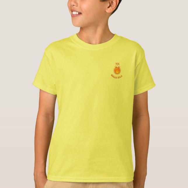 Camiseta “Sol Brillo Sola” – Estilo Fresco con Men T Shirt (Framsida)