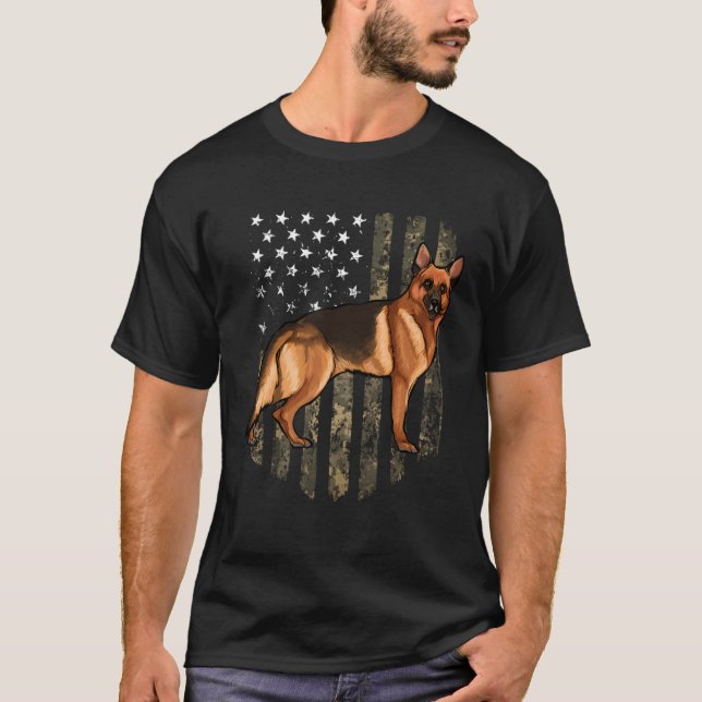 Camo American Flag German Shepherd 4th Of July USA T Shirt (Framsida)
