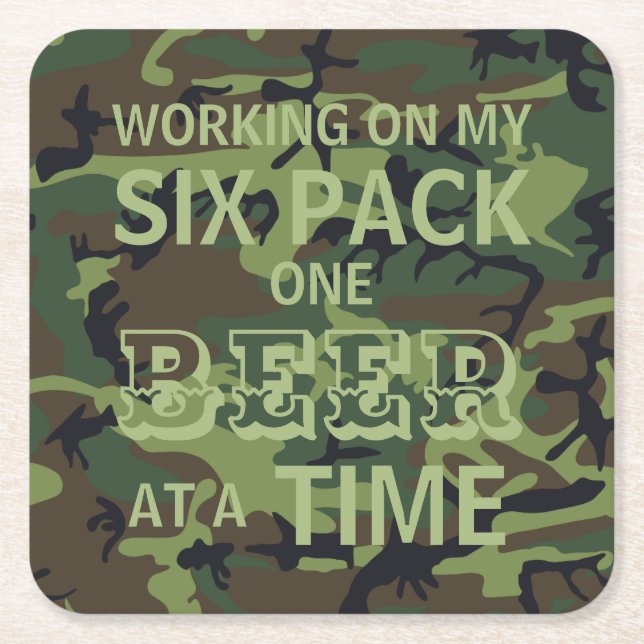 Camo jobbar med mitt sexpaket underlägg papper kvadrat (Framsidan)