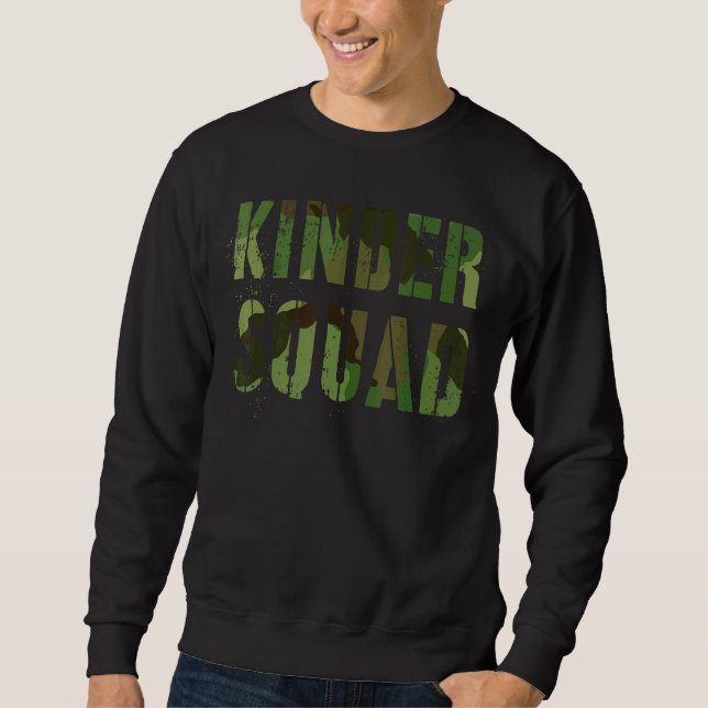Camo Kindergarten Squad Teacher Hej Kinder Vinta Lång Ärmad Tröja (Framsida)