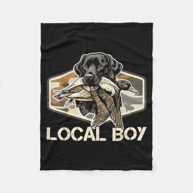 Camo Southern Local Boy Duck Hunting Black Lab Out Fleecefilt (Framsidan)