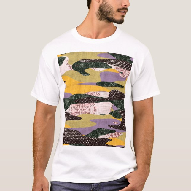Camoformer: Vivid Collage Montage. T Shirt (Framsida)