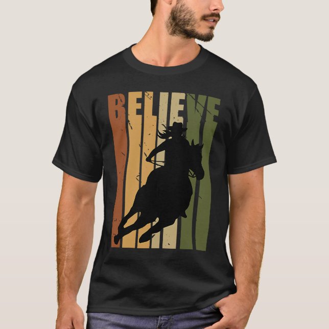 Camouflage Cowgirls Barrel Racing Believe Vintage  T Shirt (Framsida)