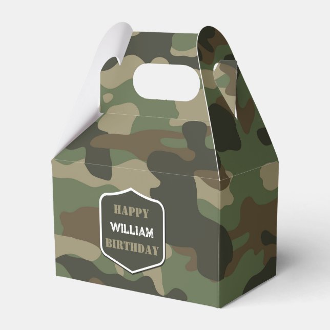 Camouflage Grönt Camo Army Monogram Birthday Namn Presentaskar (Framsidan Sidan)