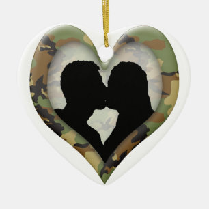 Camouflage Heart med Kissing Couple Julgransprydnad Keramik