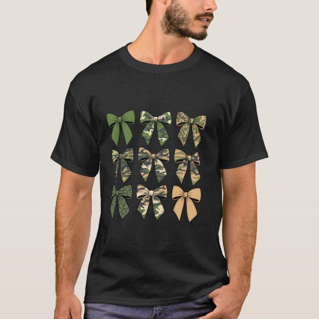 Camouflage Old Camo Bow Camo Coquette Bow Hunting T Shirt (Framsida)