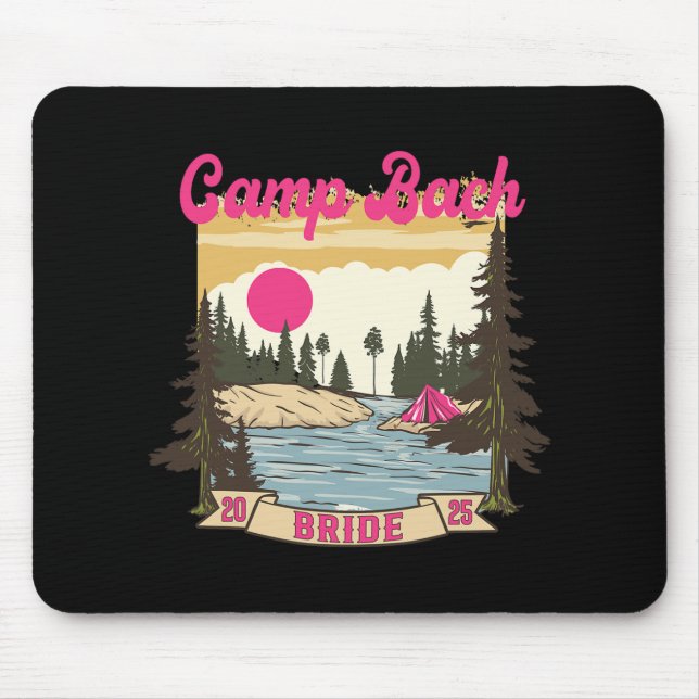 Camp Bach Bride Bridesmaid Retro Camping Bachelore Musmatta (Framsidan)