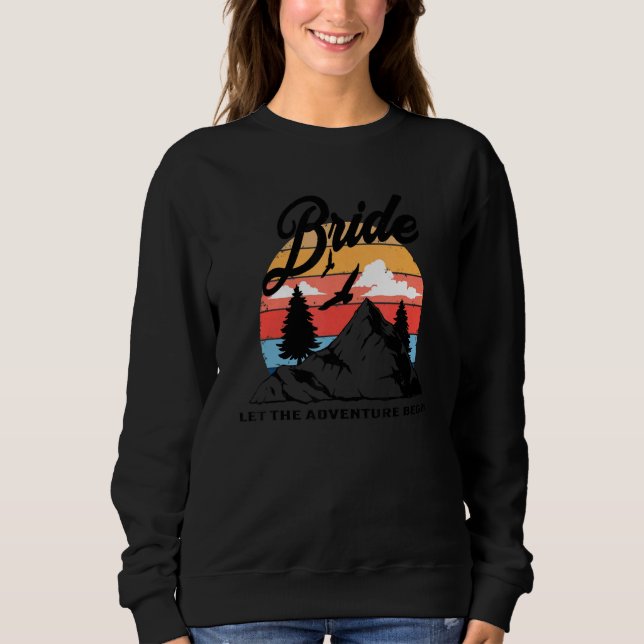 Camp Bachelorette Brud Rustik Utomhus Bröllop Par T Shirt (Framsida)